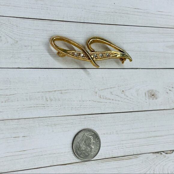 Initial J Gold Crystal Brooch - Picture 1 of 2